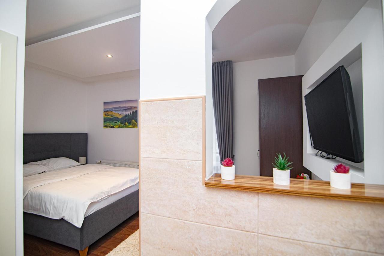 Hotel Konaciste Akustik ซลาตีบอร์ ภายนอก รูปภาพ